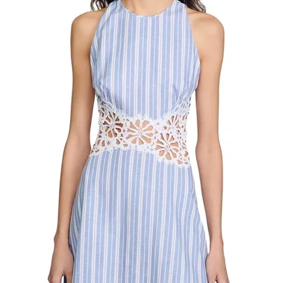 Majorelle Lace Trim Maxi Dress - Picture 2 of 8